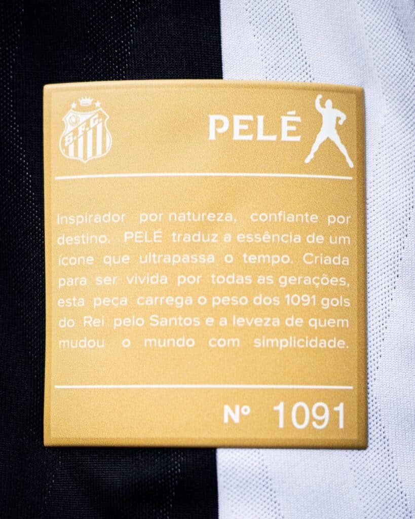 Patch do modelo numerado da camisa do Santos - Divulgação/Umbro