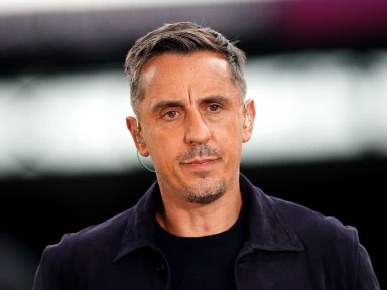 Neville alerta donos do Manchester City após condenação; confira