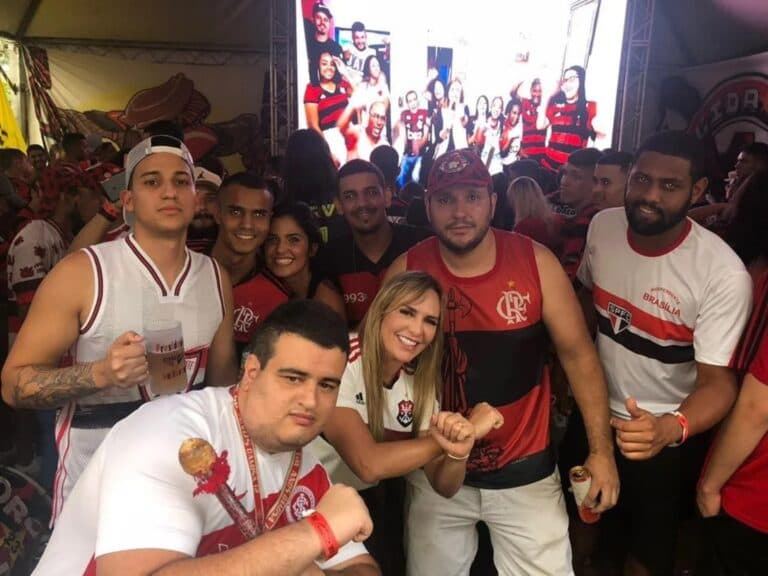 Para que times torcem o presidente Lula e os governadores eleitos