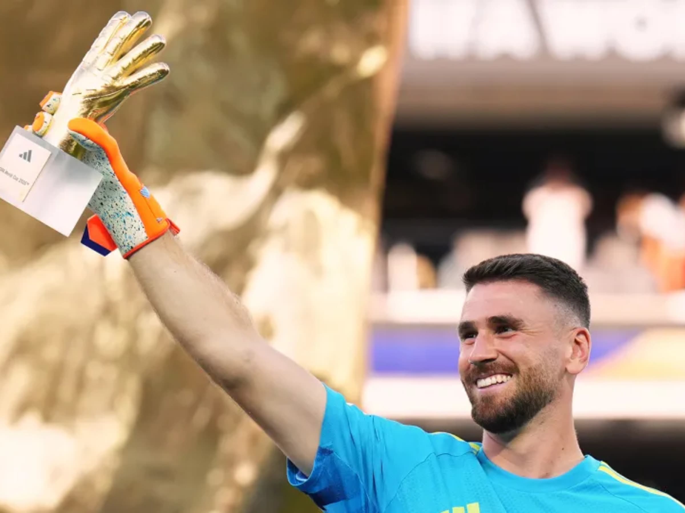 Goleiro da Espanha vence Troféu Yashin na Bola de Ouro
