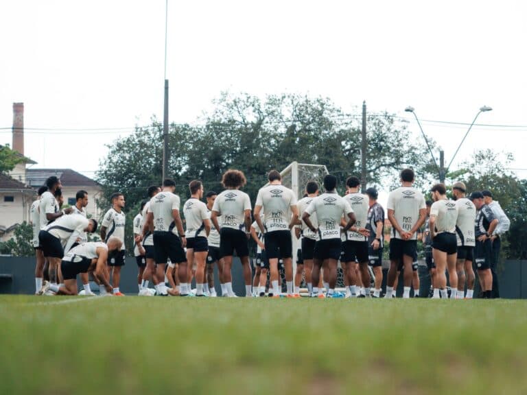 Além da imagem: Santos deve dois meses de FGTS aos jogadores