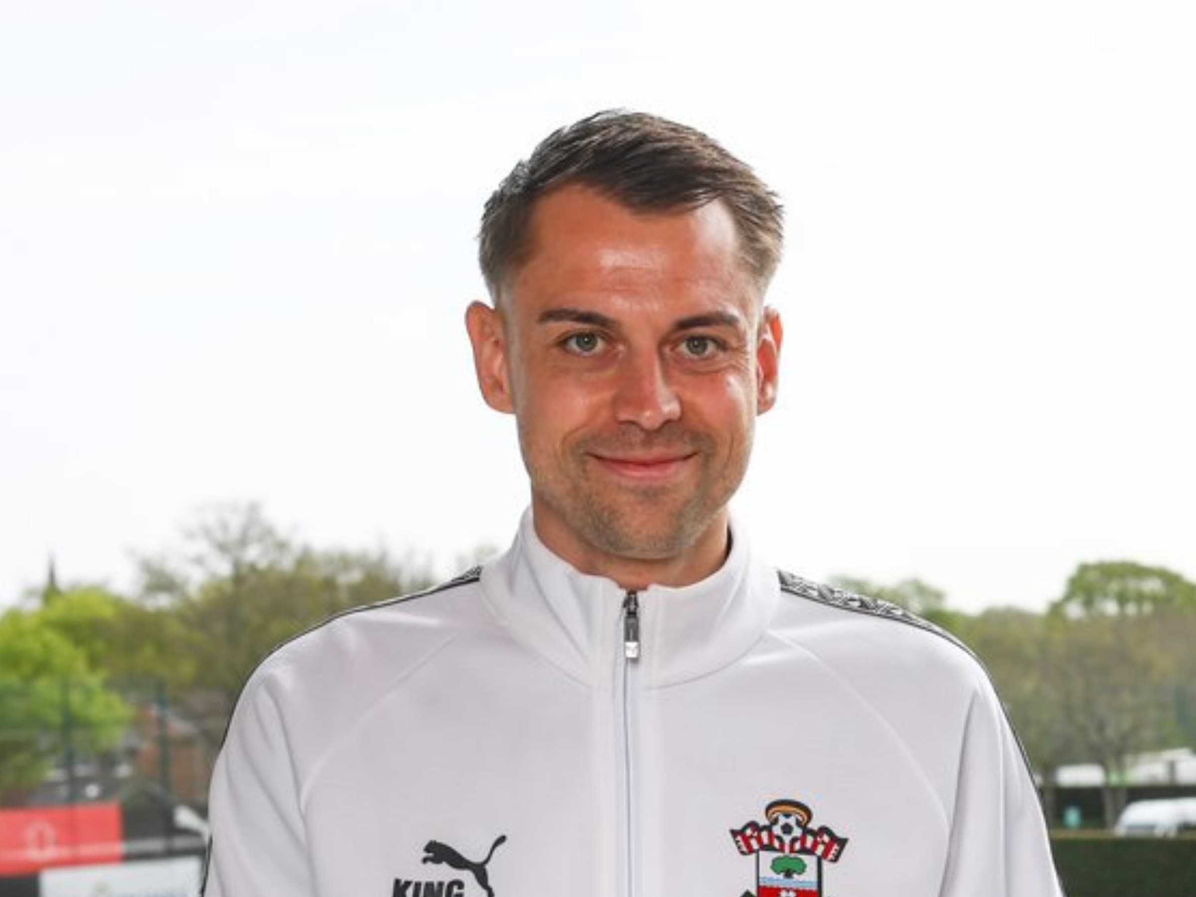 Técnico do Southampton é punido por espionagem