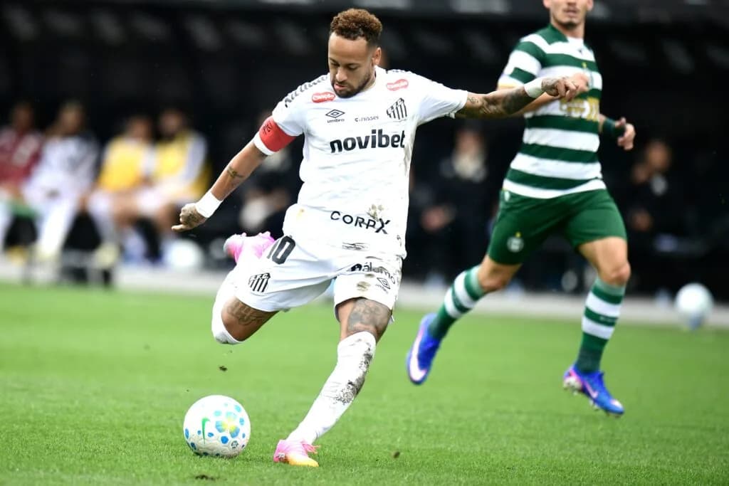 Neymar em ação contra o Coritiba, na Neo Química Arena - Alexandre Battibugli/PLACAR