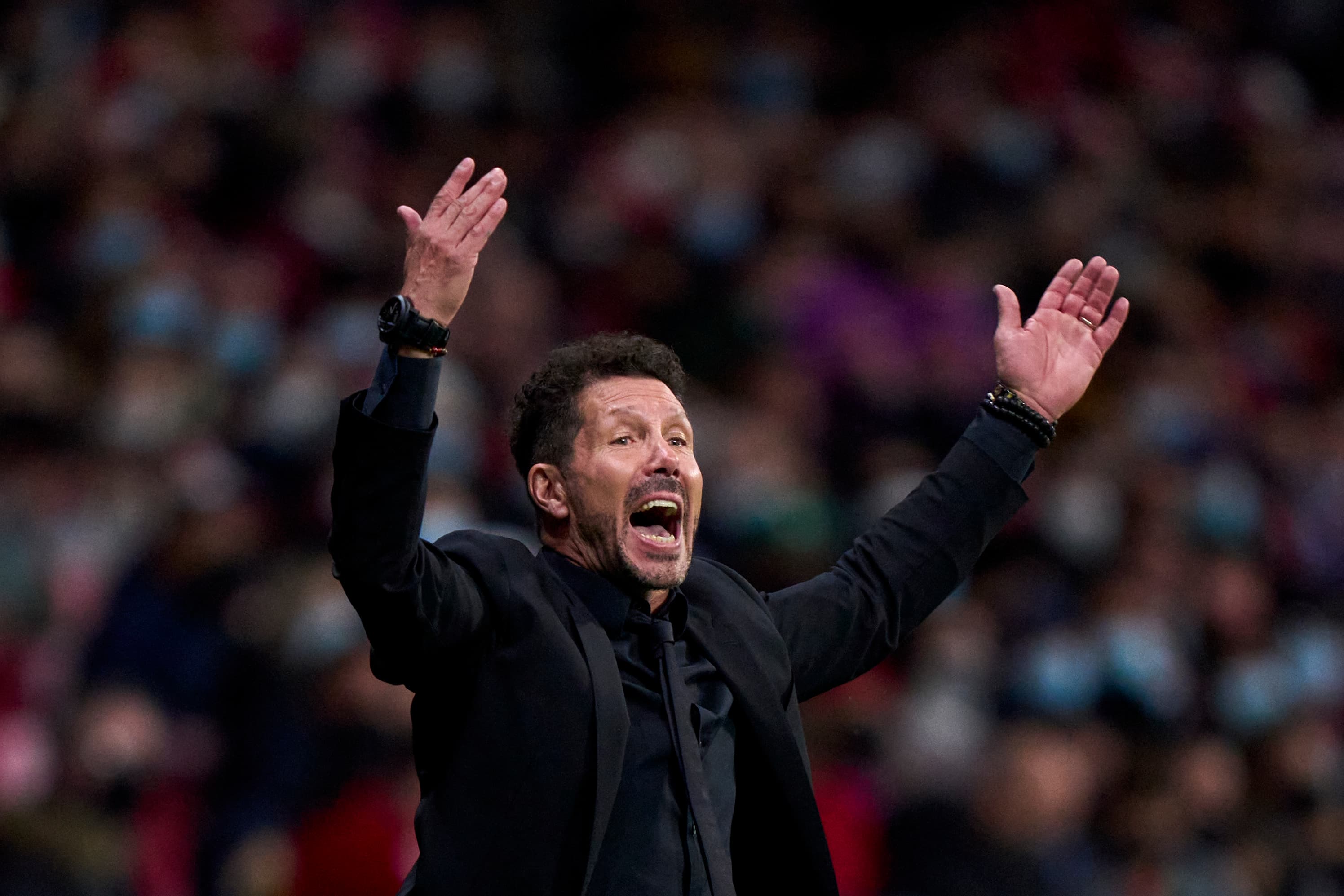 Simeone tem contrato com o Atlético até 2024 -