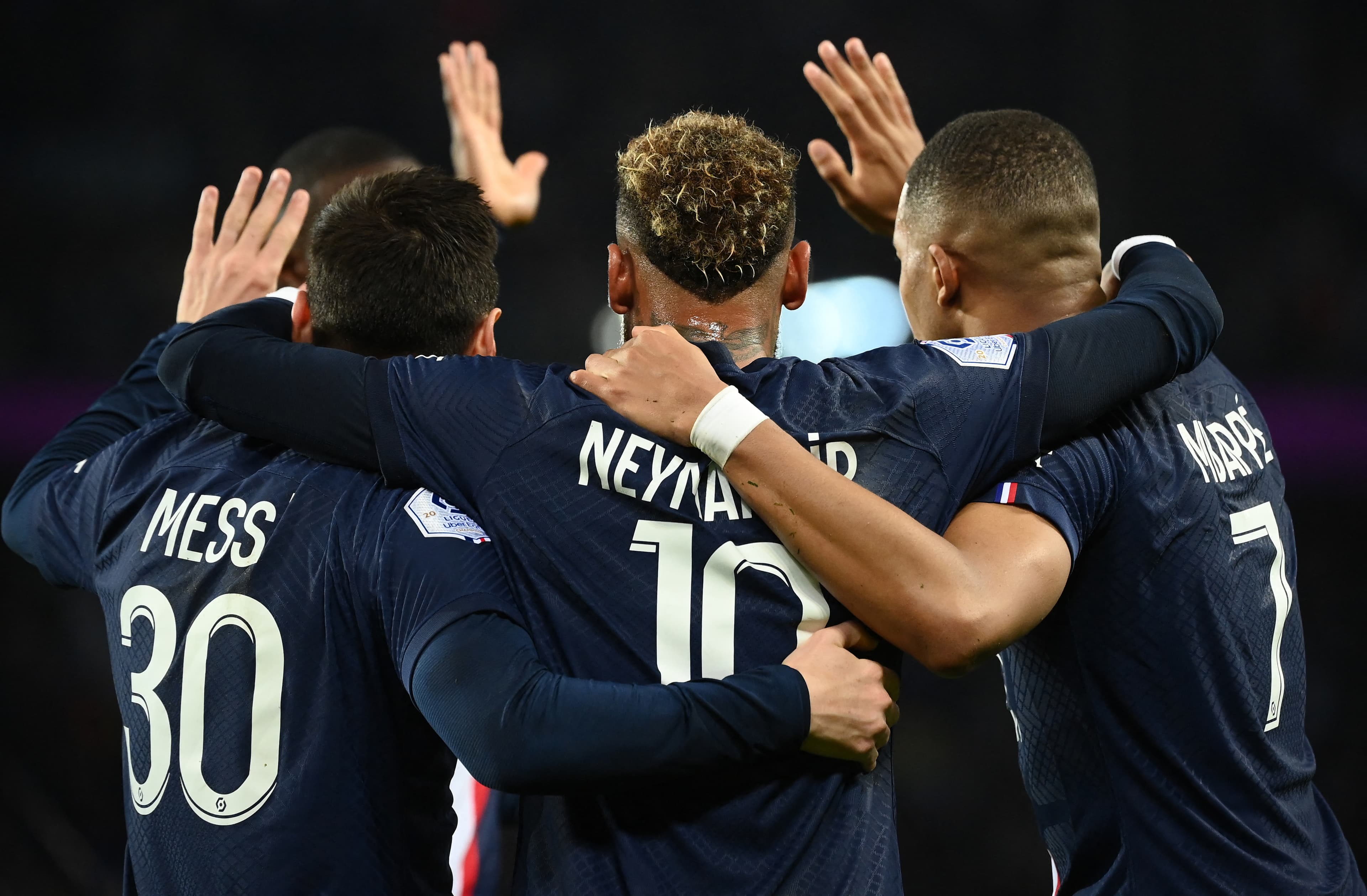 Neymar, Messi e Mbappé atuaram juntos por duas temporadas - AFP