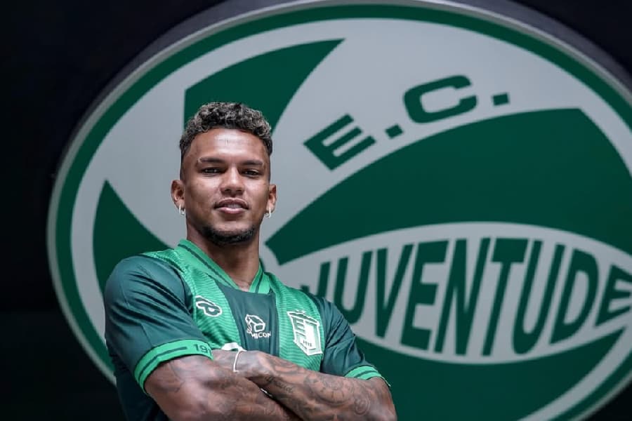 Gabriel Veron sendo apresentado pelo Juventude - Divulgação Juventude