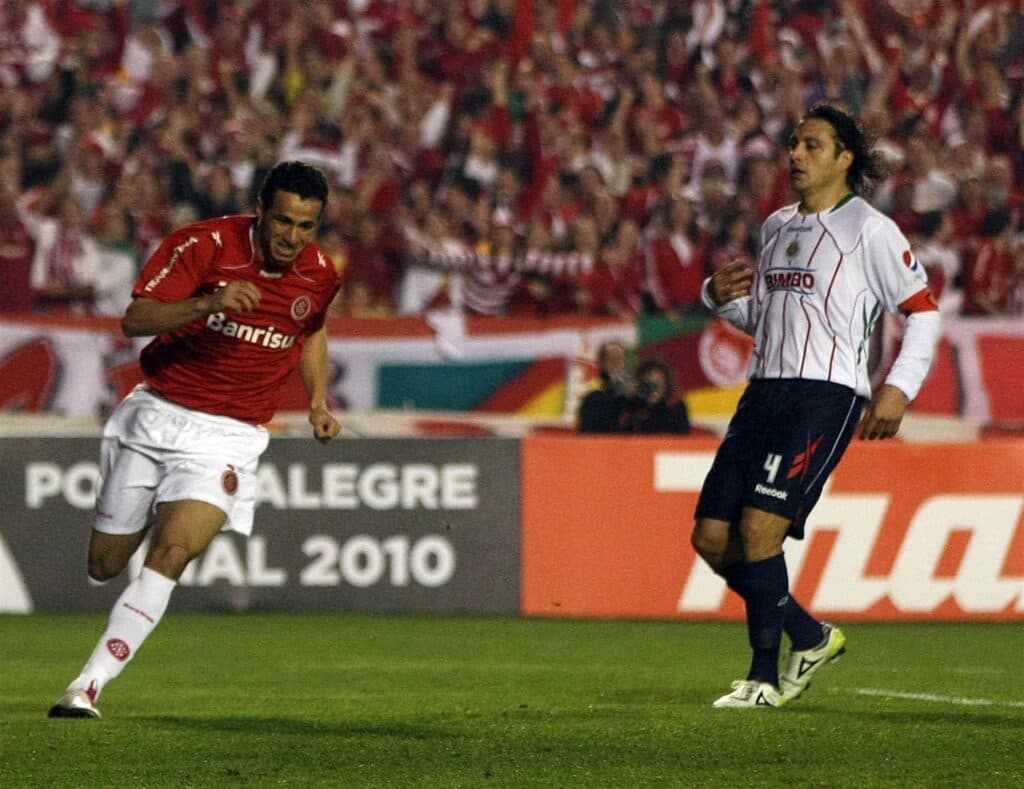 Inter é campeão da Libertadores contra o Chivas, no Beira-Rio - Lacerda / EFE