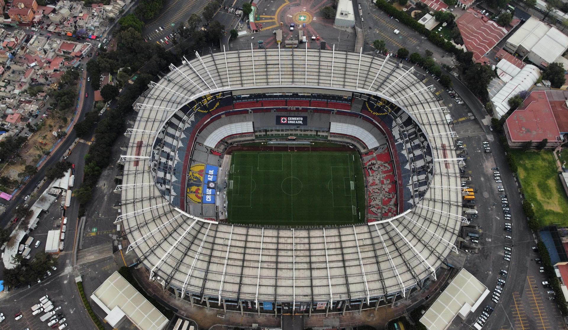 O imponente estádio Azteca, palco de duas finais de Copa do Mundo - EFE/ Sáshenka Gutiérrez