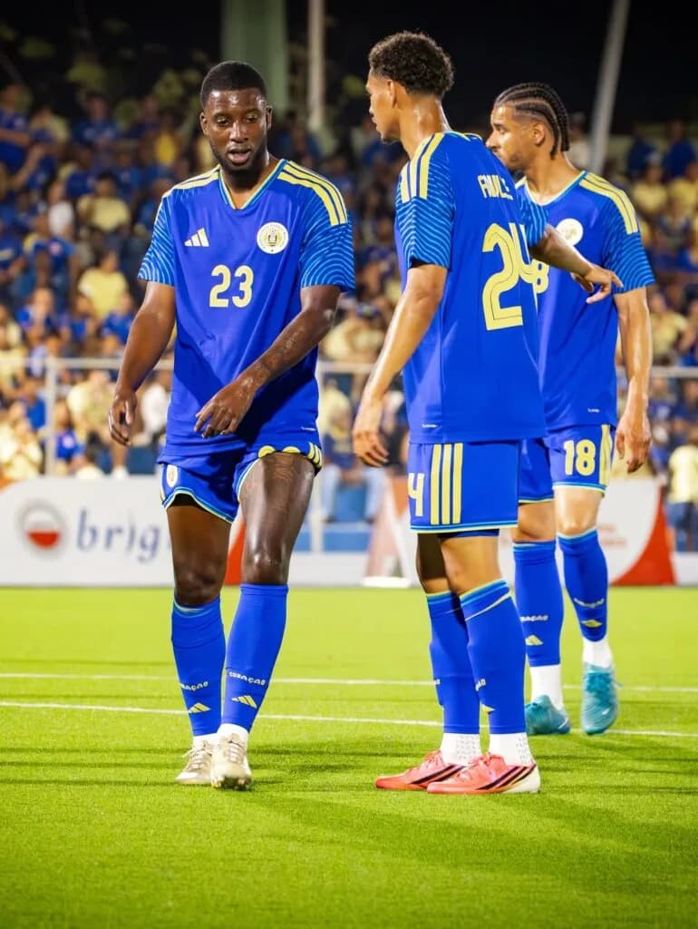 Jogadores de Curaçao no último jogo antes da Copa do Mundo - Divulgação