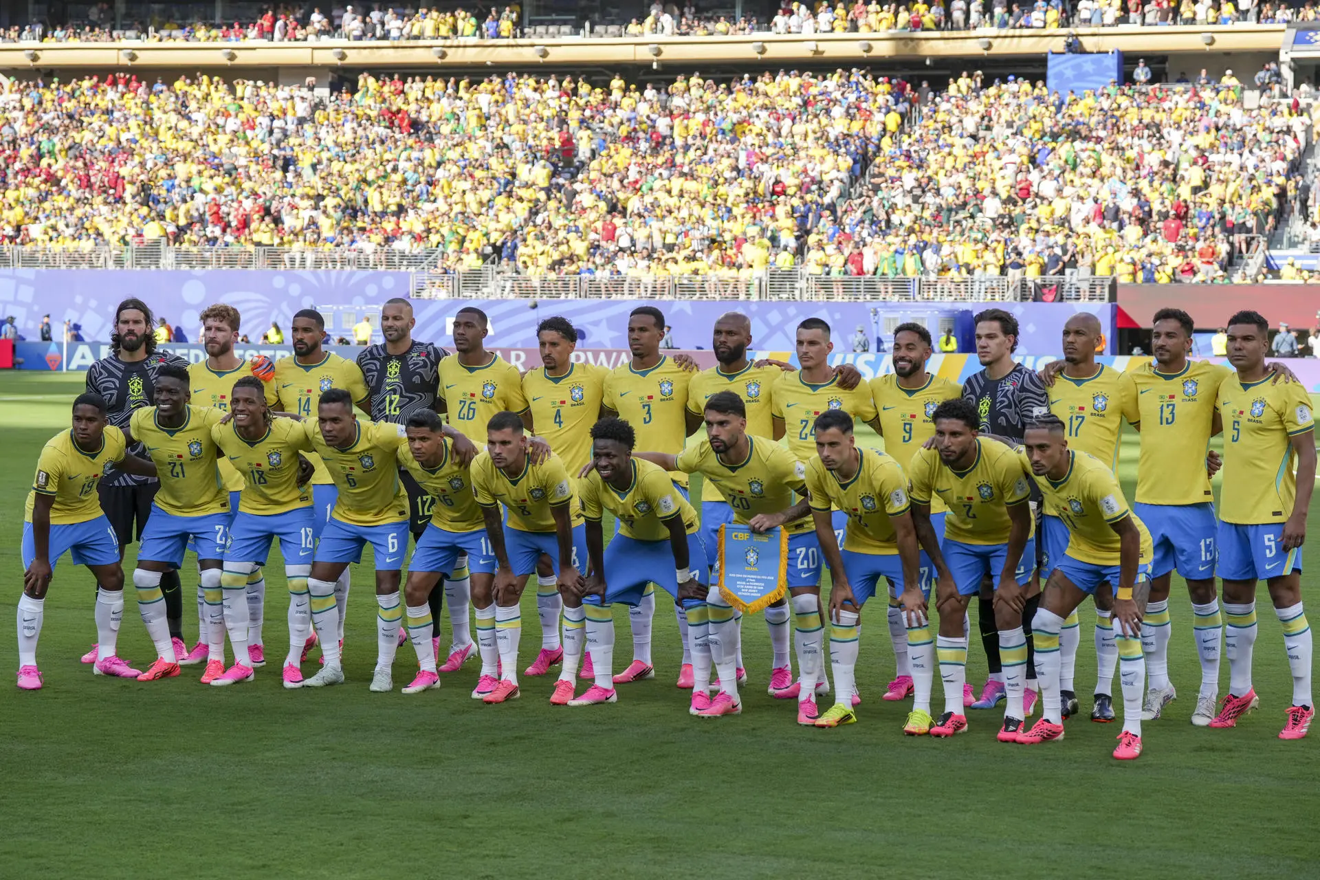 Jogadores do Brasil durante a estreia na competição, diante de Marrocos, em 13 de junho - Ángel Colmenares/EFE