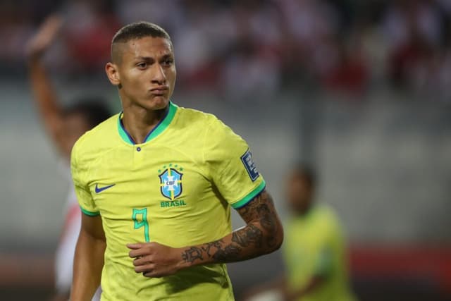 Em má fase e com convocação criticada, Richarlison pode perder espaço na seleção - Paolo Aguilar/EFE