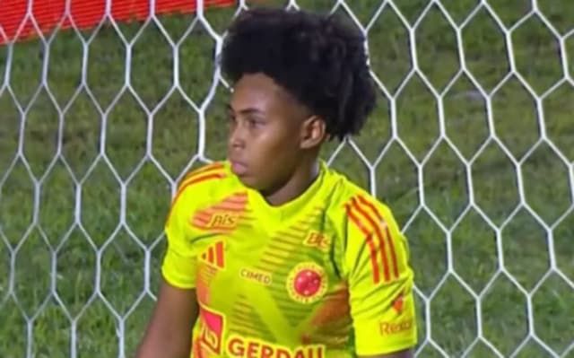 camisa goleiro Cruzeiro - Reprodução/Sportv