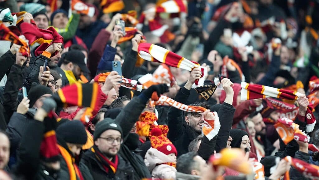 Líder enfrenta o 15º: Onde assistir Galatasaray x Sivasspor pela Süper Lig