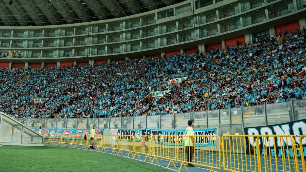 Reencontro após 22 anos: Cerro Porteño x Sporting Cristal joga pela Liberta; onde assistir