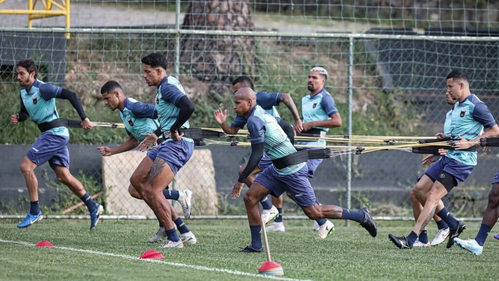 CRB x Volta Redonda: Maceió recebe duelo pela Série B do Brasileiro; onde assistir