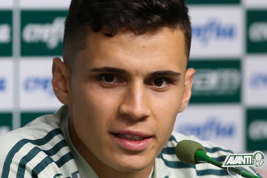 Raphael Veiga na apresentação no Palmeiras em 2017 - Cesar Greco/Divulgação/Palmeiras