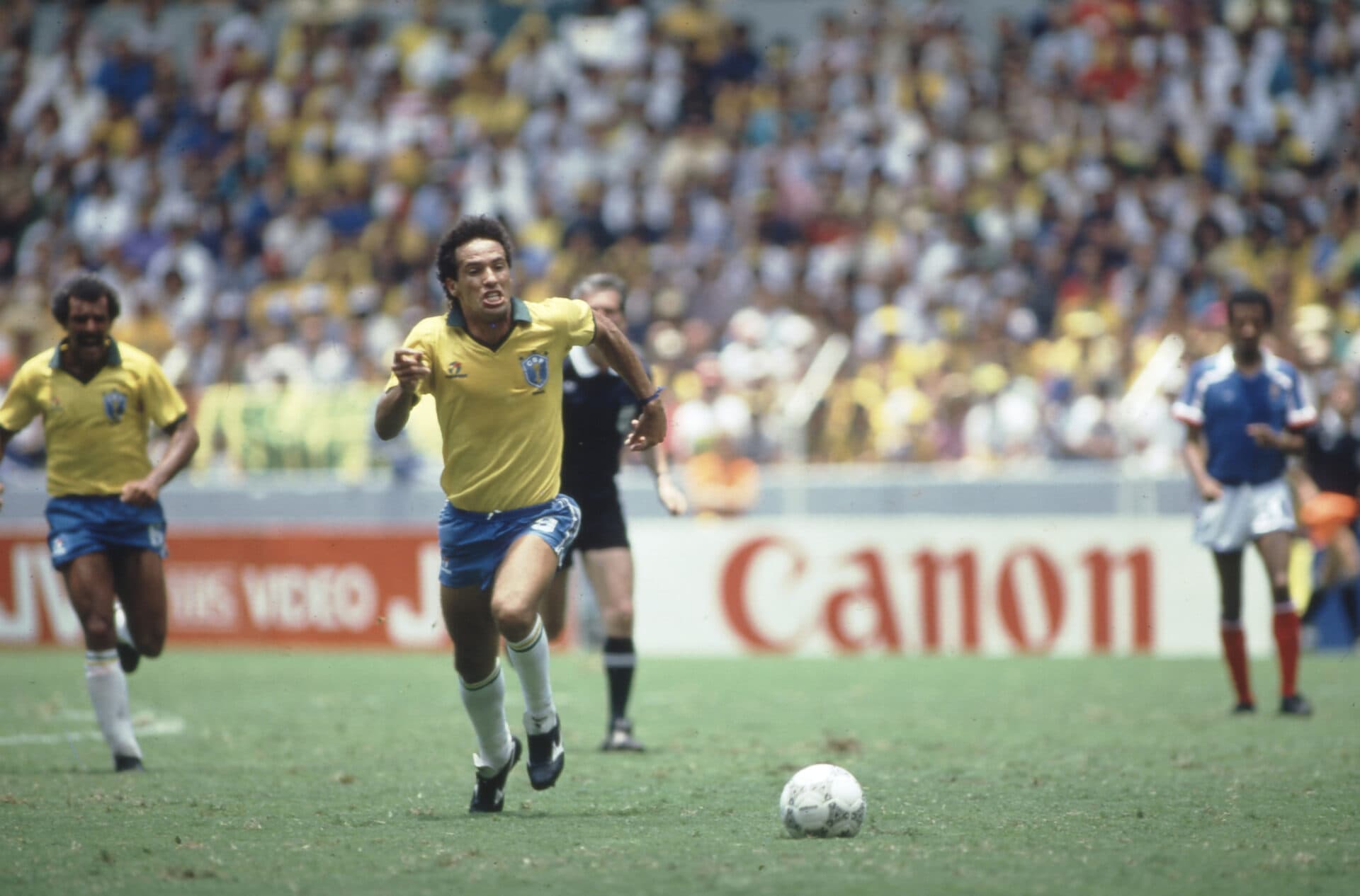 Careca, do Brasil, durante jogo entre Brasil 1 x 1 França, na Copa do Mundo de 1986 - PLACAR
