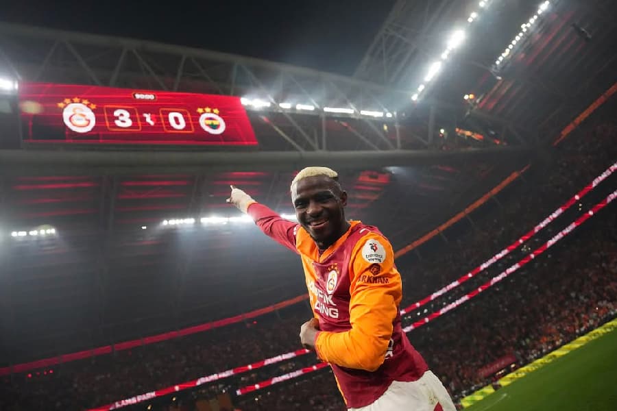 Osimhen tirou onda com vitória do Galatasaray sobre o Fenerbahce - Divulgação