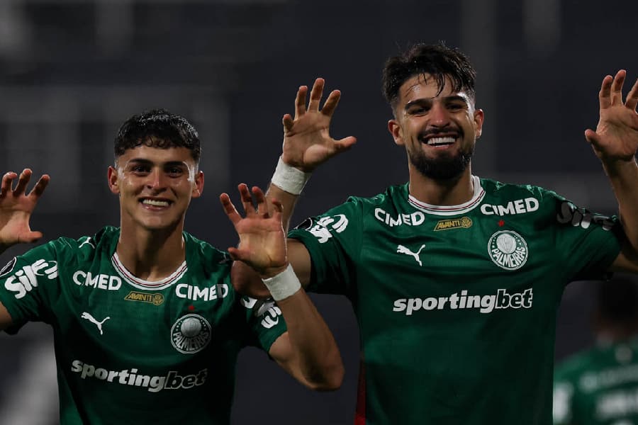 Sosa e Flaco comemoram gol do Palmeiras - Cesar Greco/Divulgação/Palmeiras