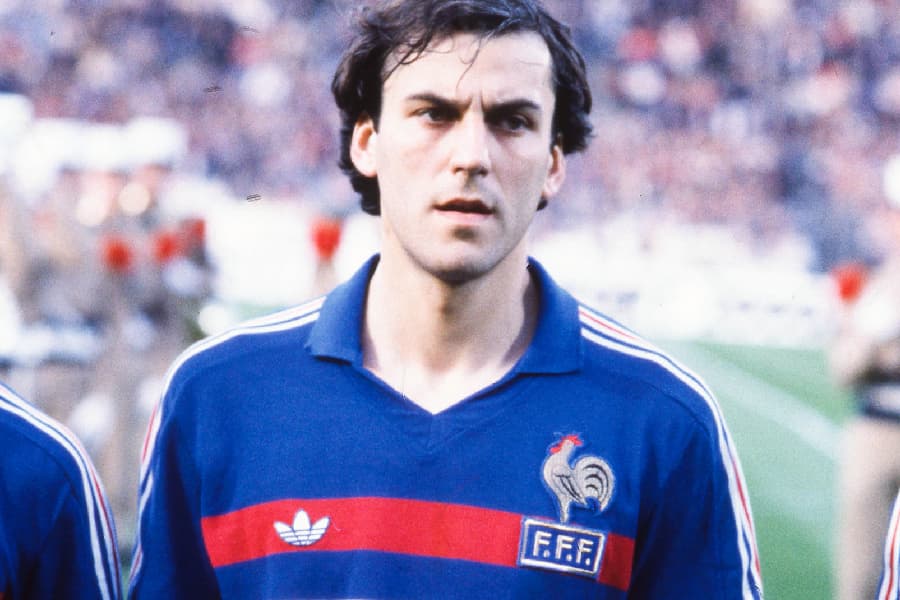 Patrick Battiston com o uniforme da França - Reprodução/@equipedefrance