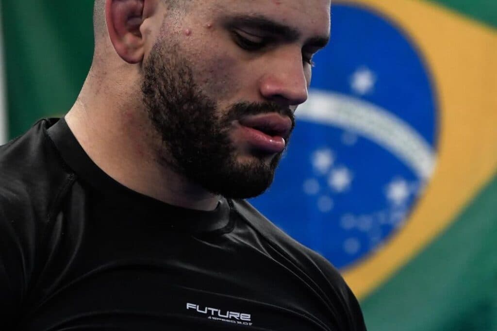Vinicius Lessa, atleta do Maceió, saiu do estado em busca de melhores oportunidades. Hoje, ele acumula participações nos principais torneios do cenário internacional. Foto: Divulgação / Instagram