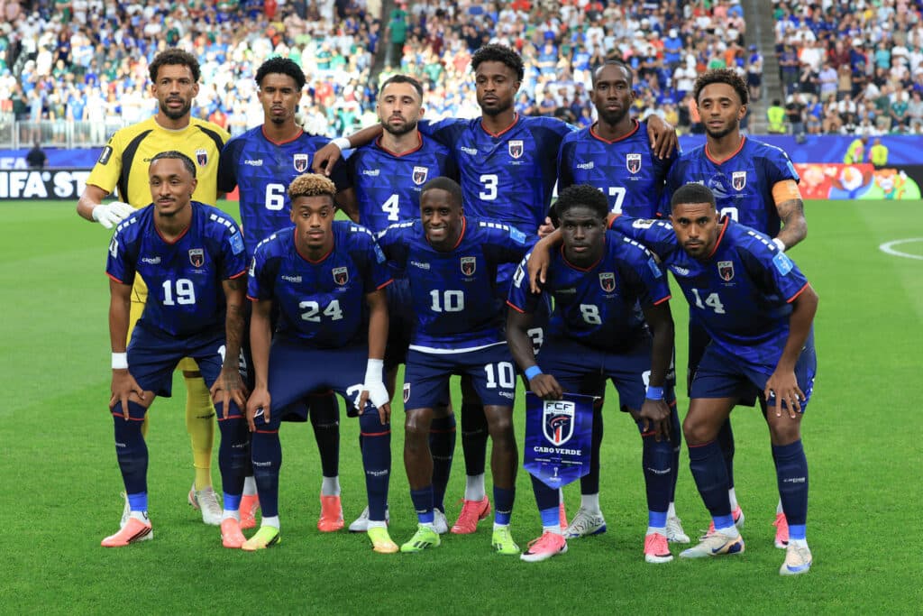 Equipe titular de Cabo Verde que garantiu em Houston a história classificação aos mata-matas - Carlos Ramírez/EFE