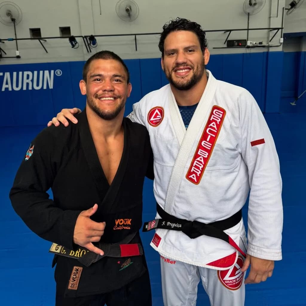 Respeito às raízes: Gabriel Brod faz do mestre Felipe Pena um exemplo a ser seguido. Foto: Arquivo Pessoal