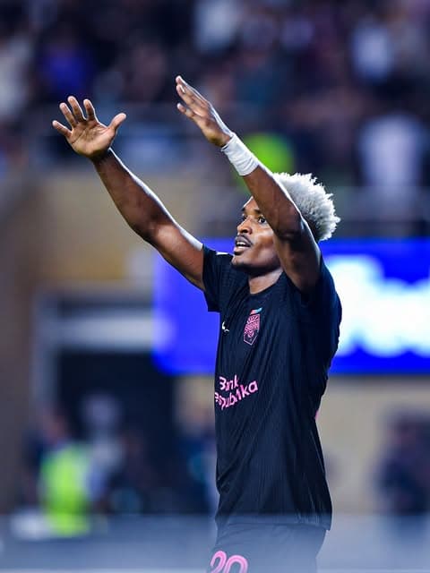Joy-Lance Mickels, atacante do Sabah - Divulgação / Sabah FK