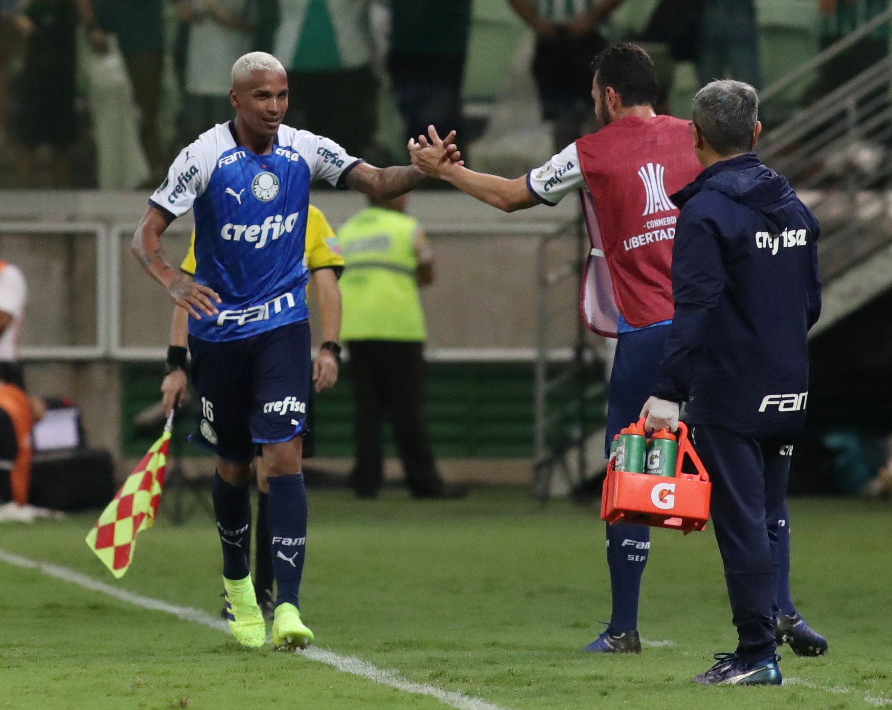 Deyverson comemora volta por cima no Palmeiras: ‘Estou aprendendo’