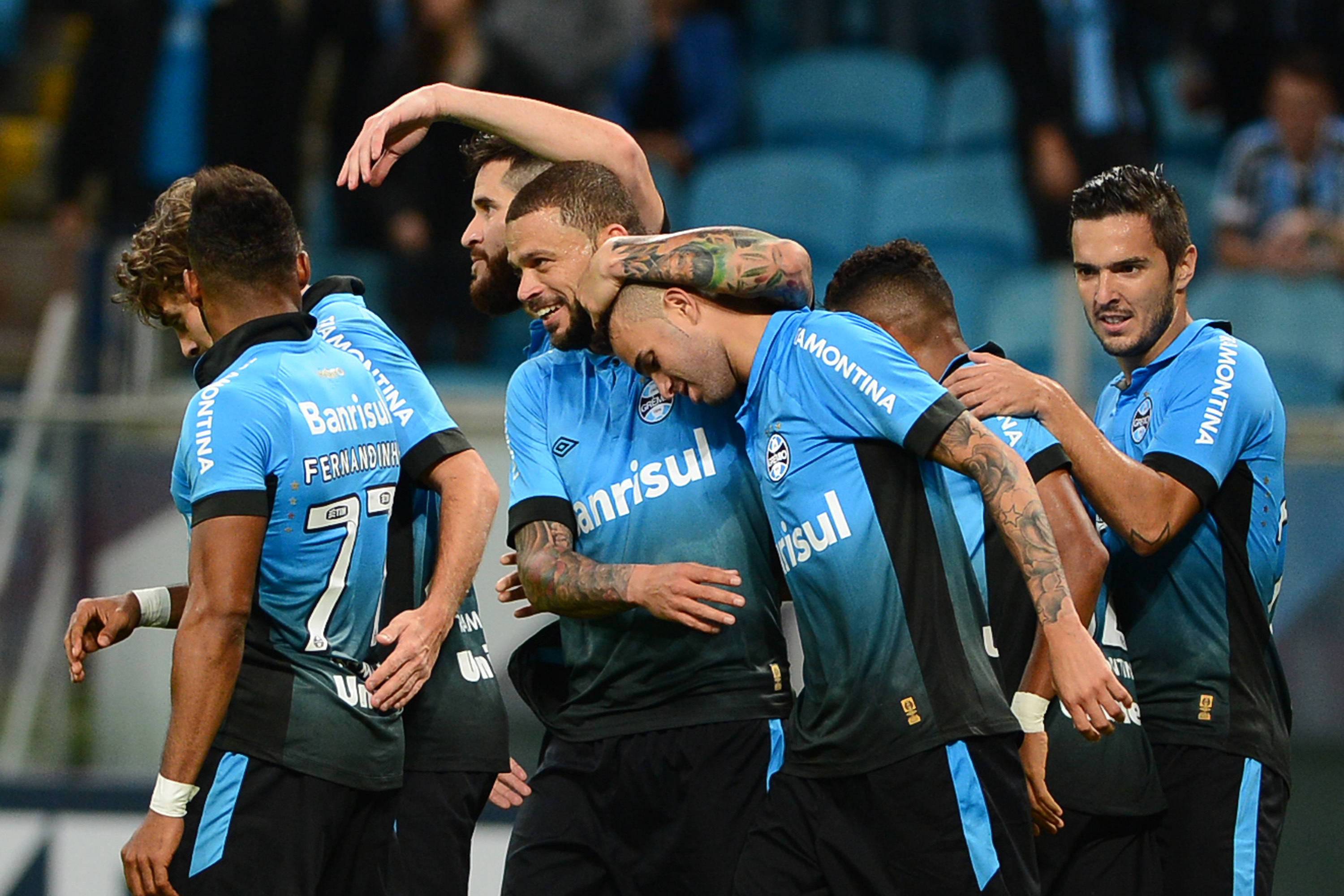 Grêmio e Inter vencem e avançam na Copa do Brasil