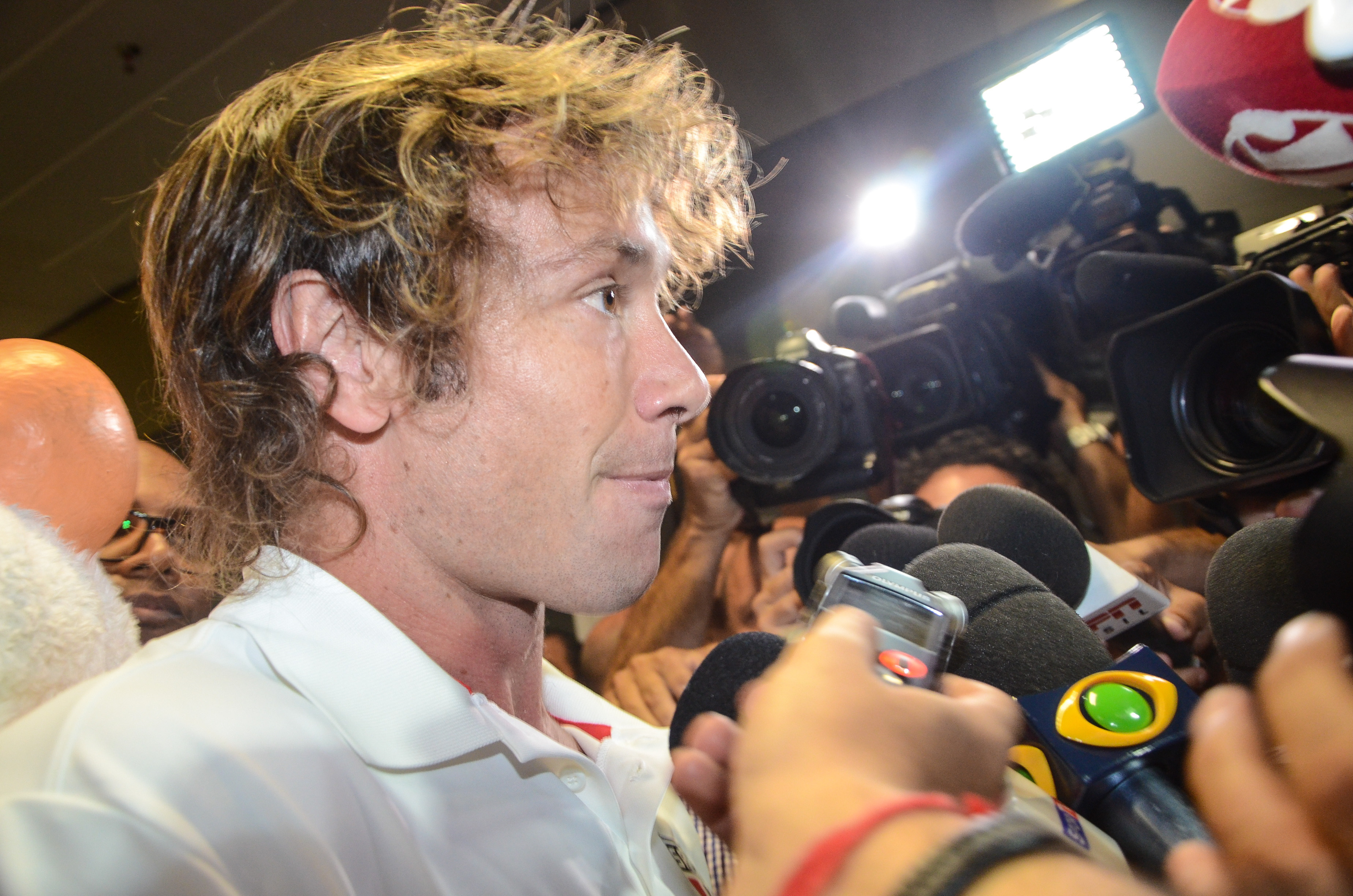 Lugano desembarca em São Paulo nos braços da torcida