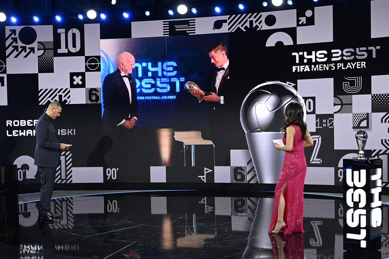 The Best: Lewandowski é eleito o melhor jogador do mundo pela Fifa