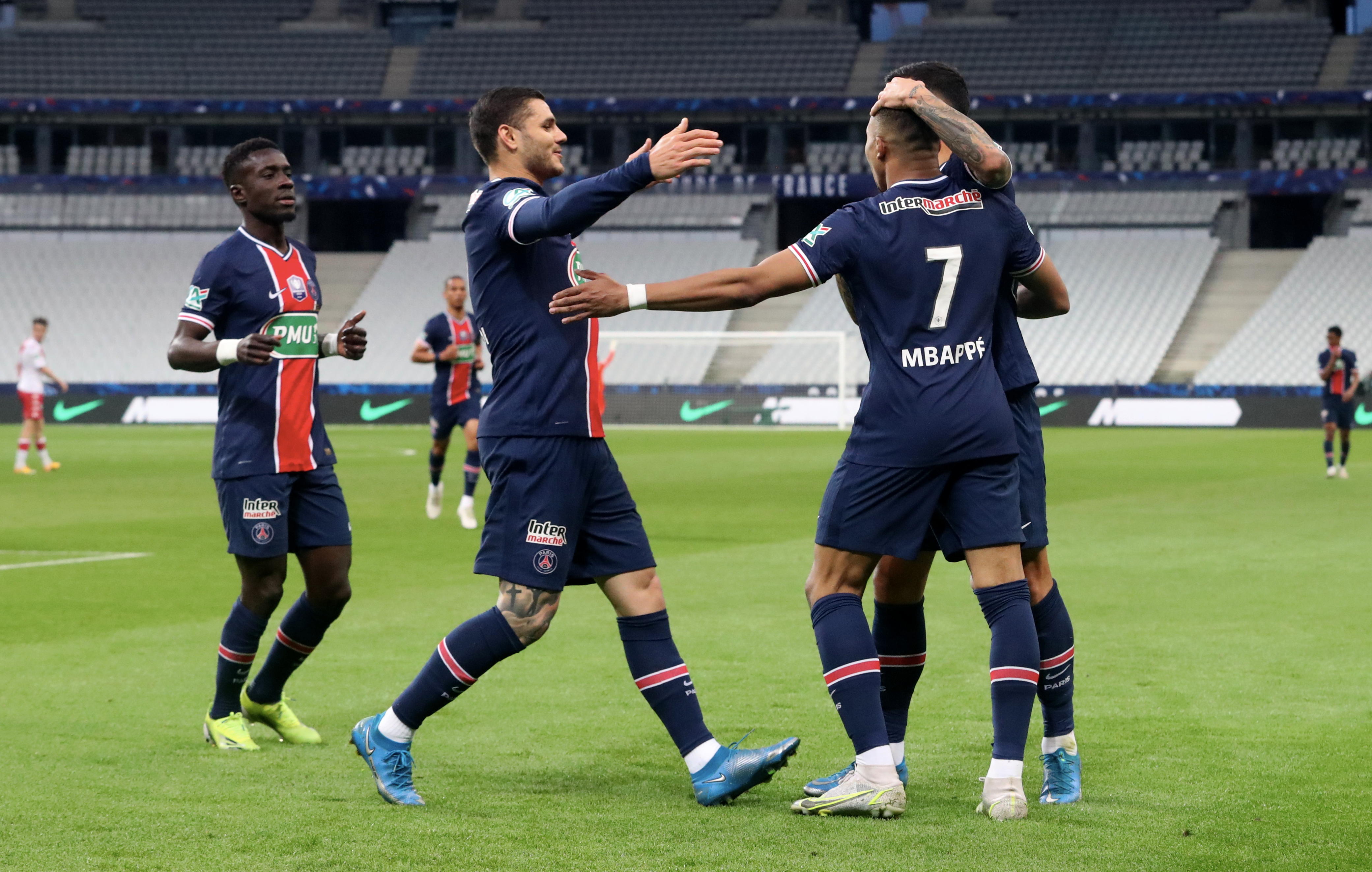 Com gols de Neymar e Mbappé, PSG goleia Monaco no Francês