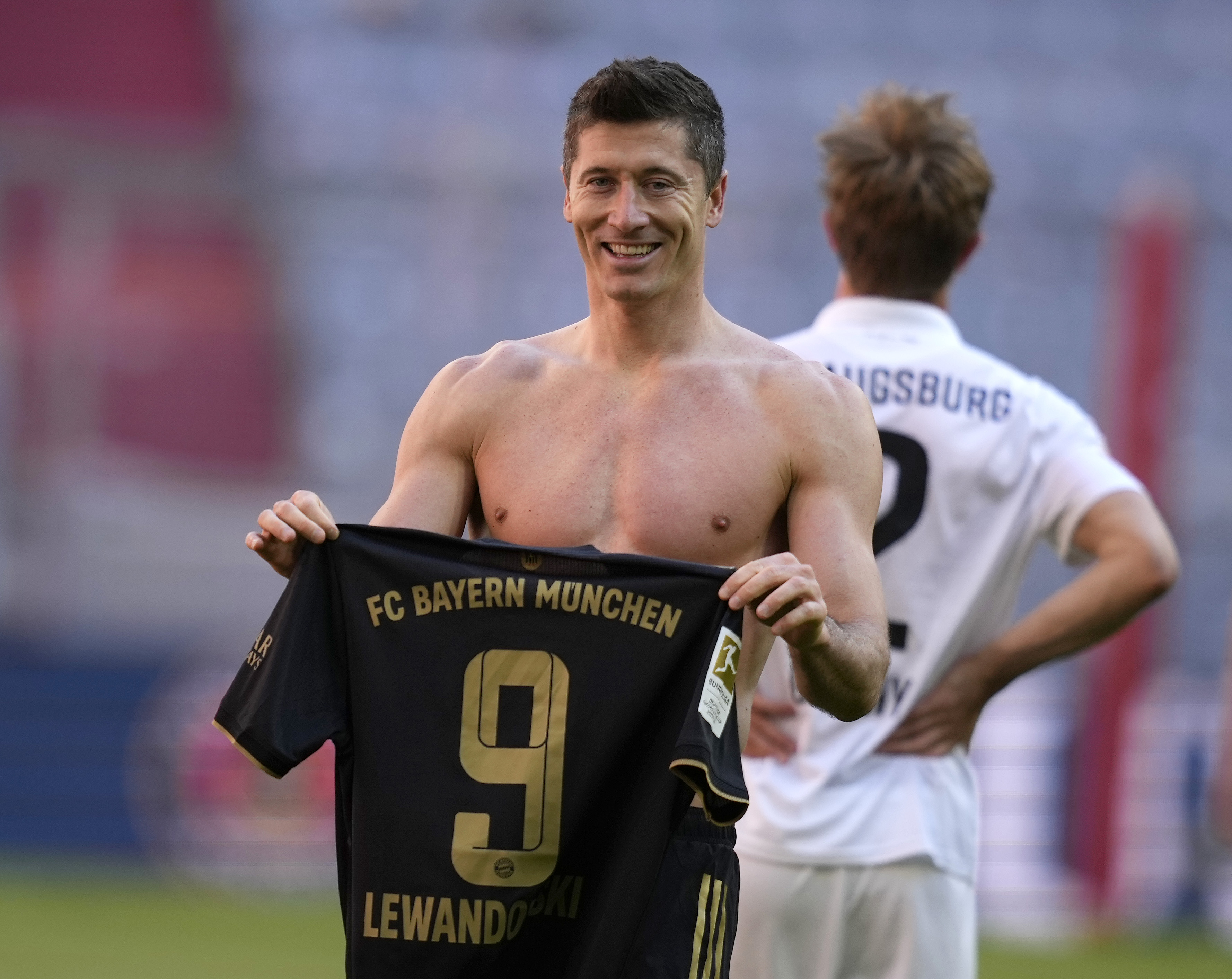 Lewandowski comemora seu gol pelo Bayern de Munique