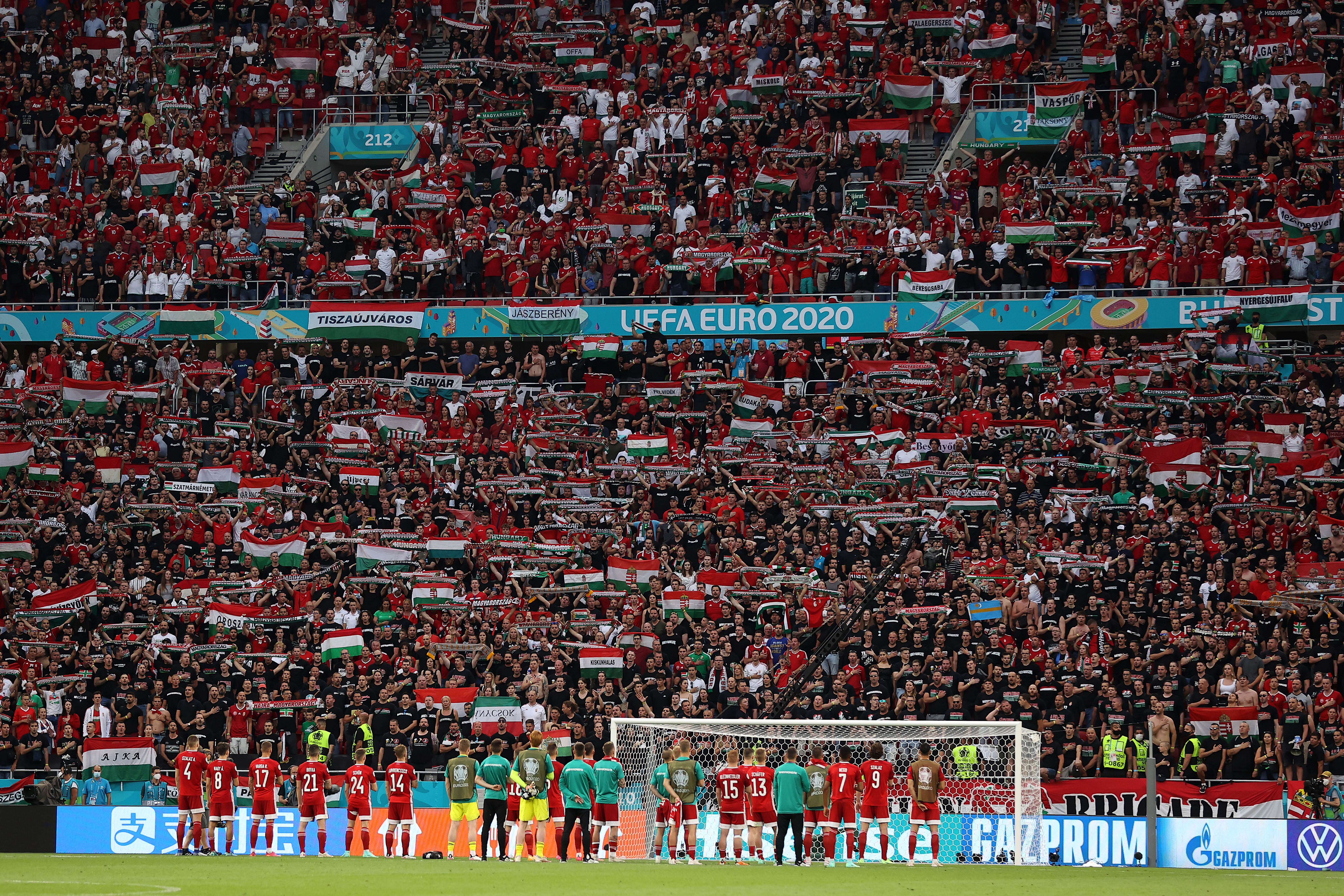 Covid-19: por que estádio na Hungria estava lotado na Eurocopa