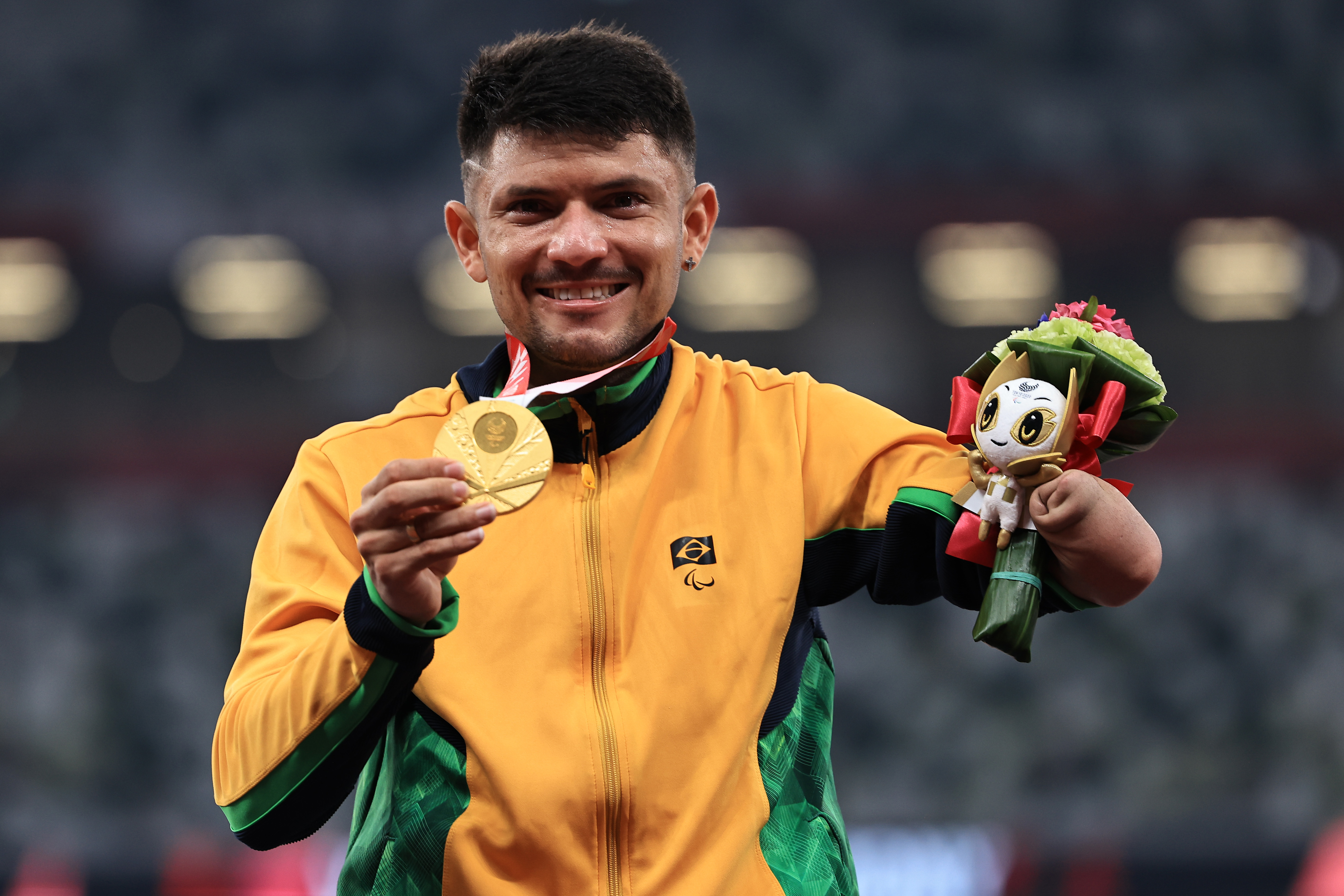 Paralimpíada: Petrúcio Ferreira ganha ouro com melhor tempo da história