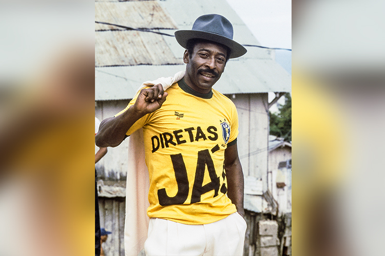 Love, Love, Love… as despedidas do Rei Pelé - Placar - O futebol