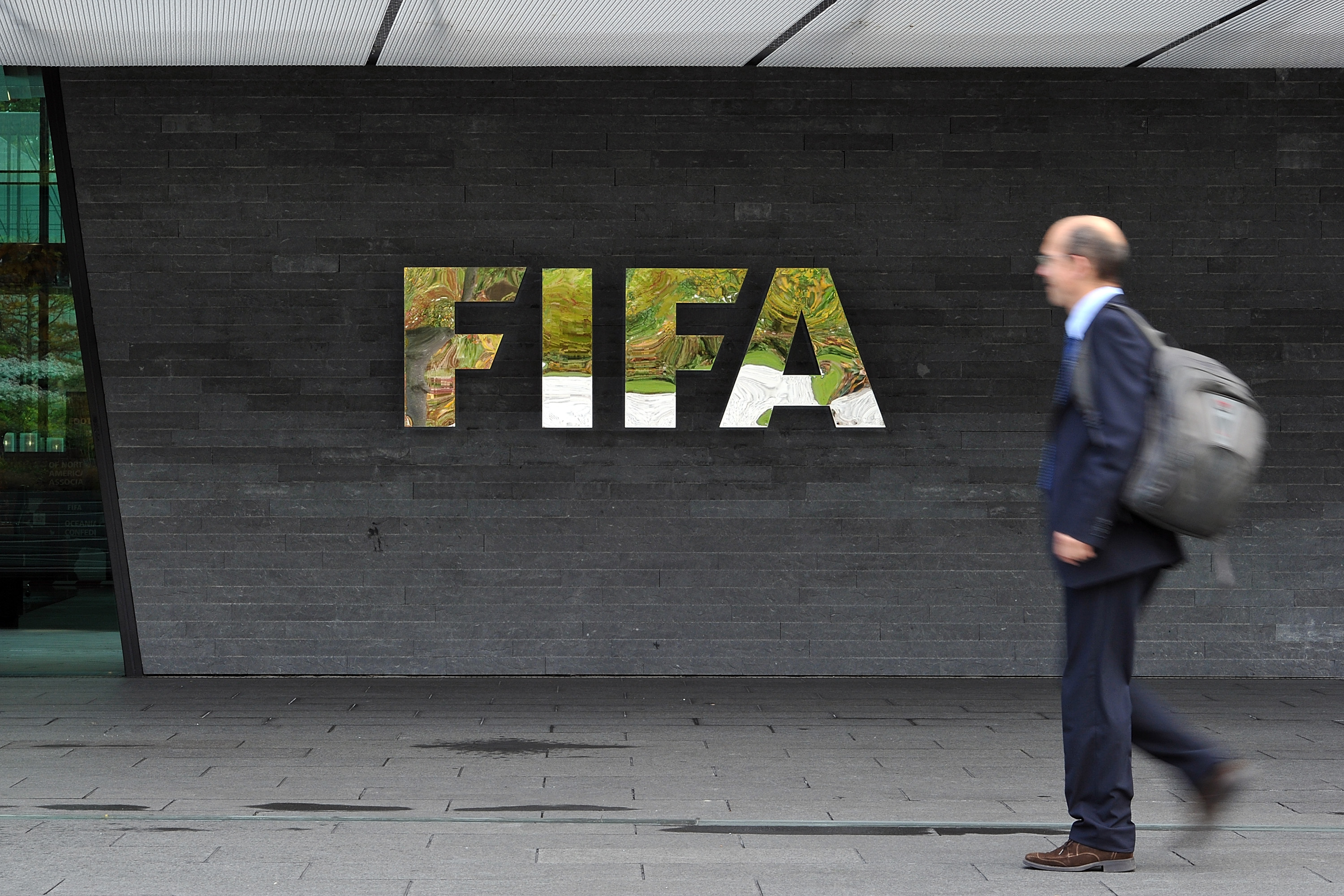 Fifa distribuirá R$ 2,4 mi a cartolas durante eleição
