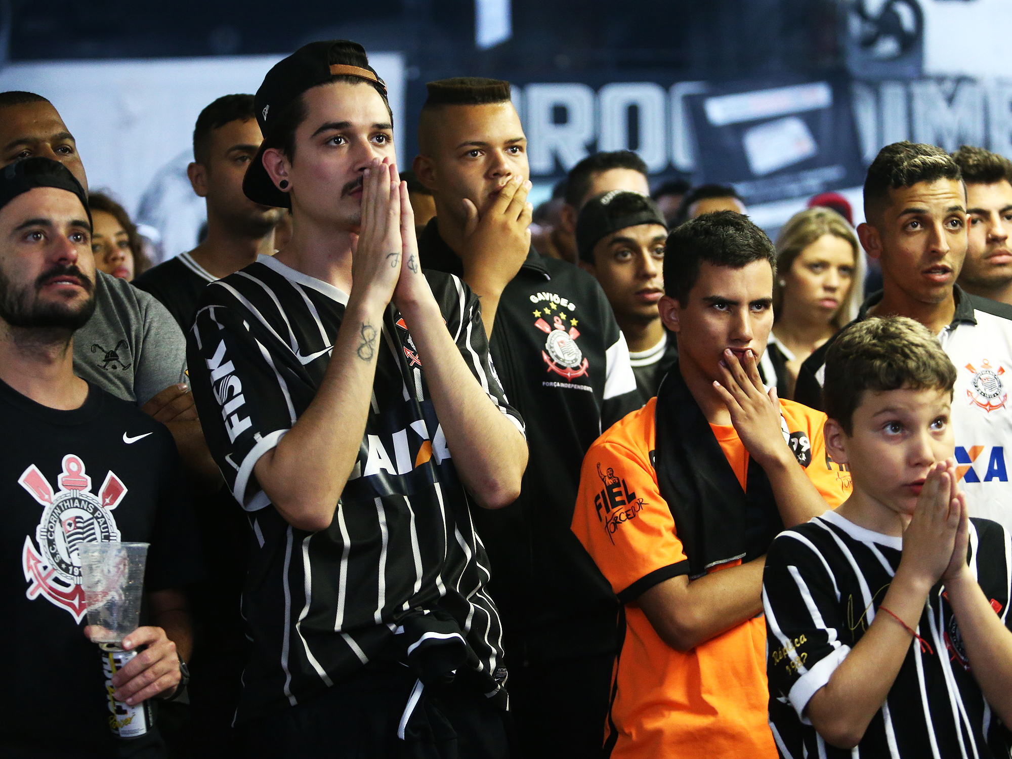 Com gol aos 45 do 2º tempo, Atlético-MG adia festa do Corinthians
