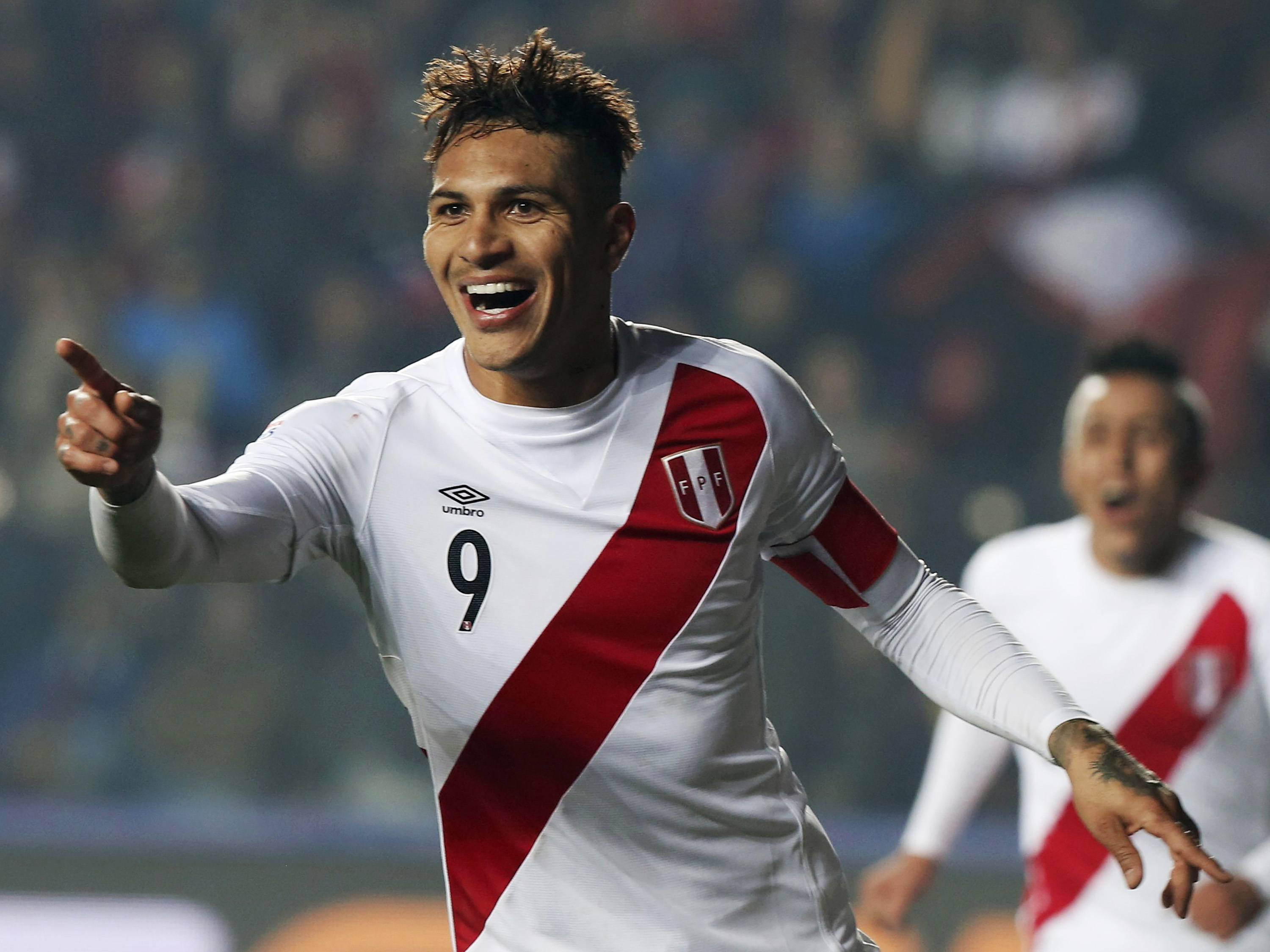 Com gol de Guerrero, Peru vence Paraguai e garante 3º lugar da Copa América