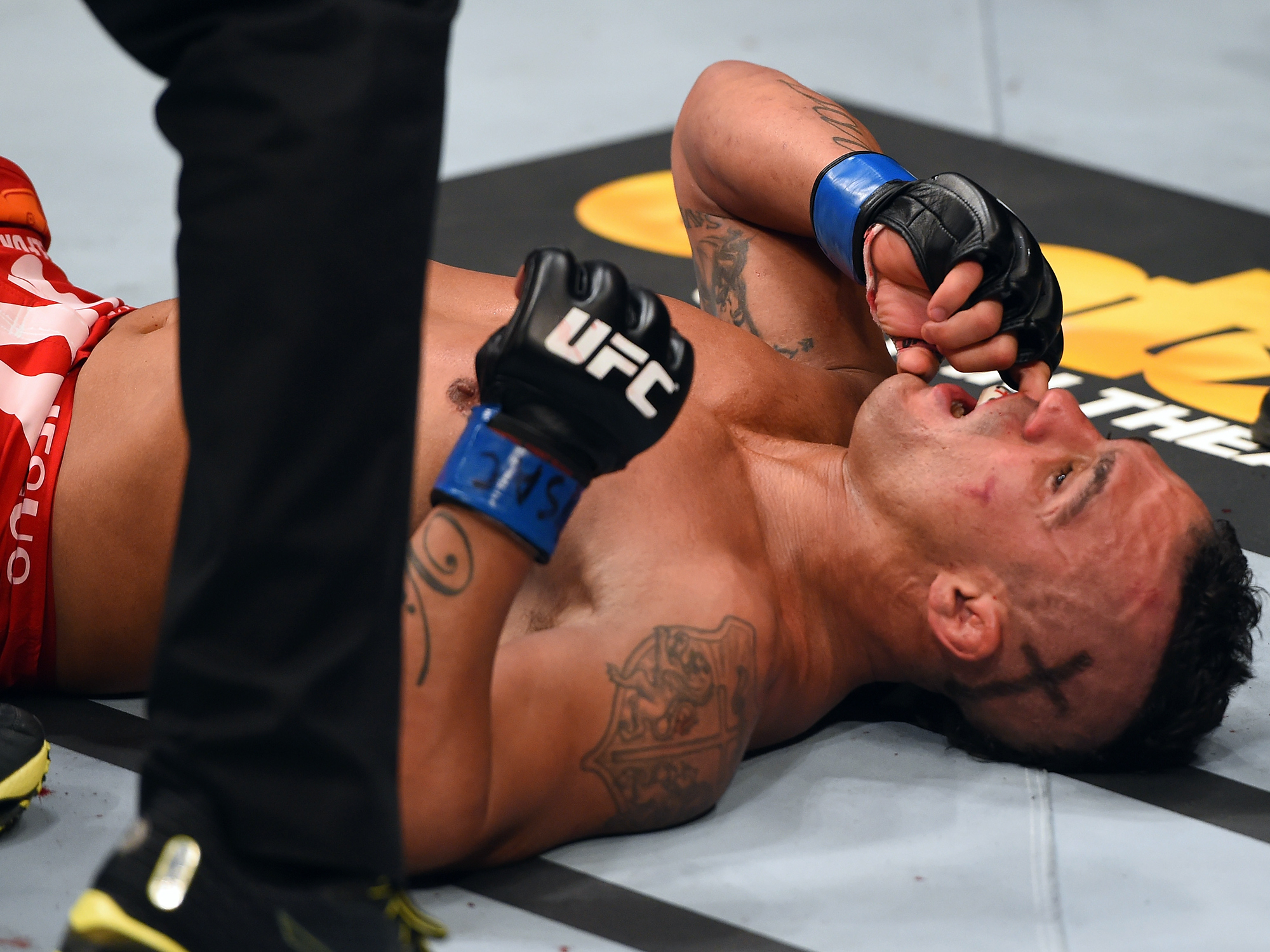 UFC: Belfort pede desculpas aos brasileiros por derrota