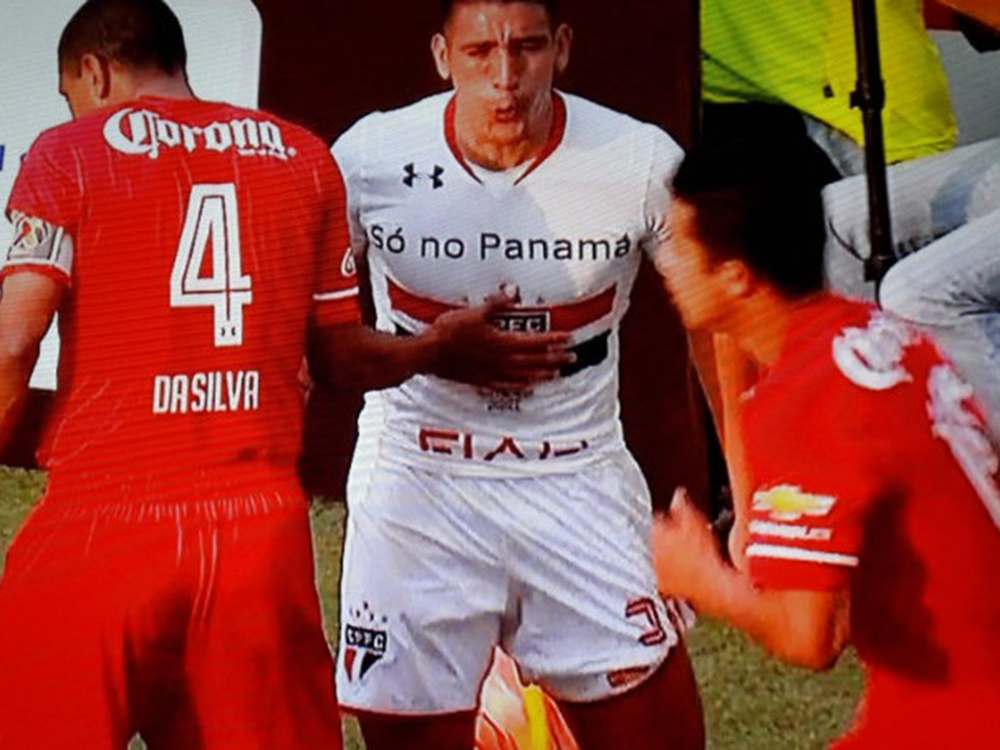 Centurión pode perder Libertadores por cusparada
