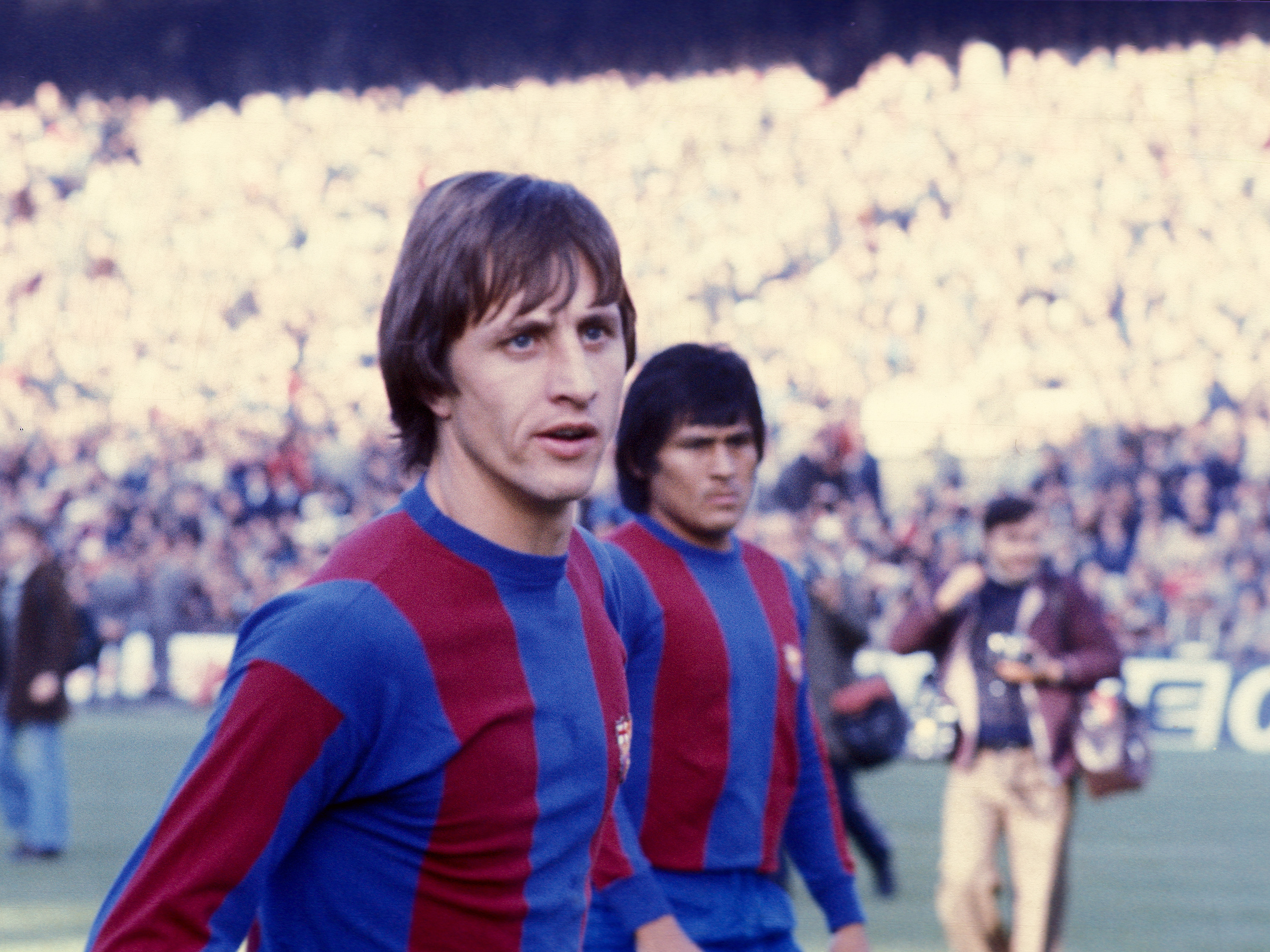 Pelé, Maradona e Messi reverenciam legado de Cruyff