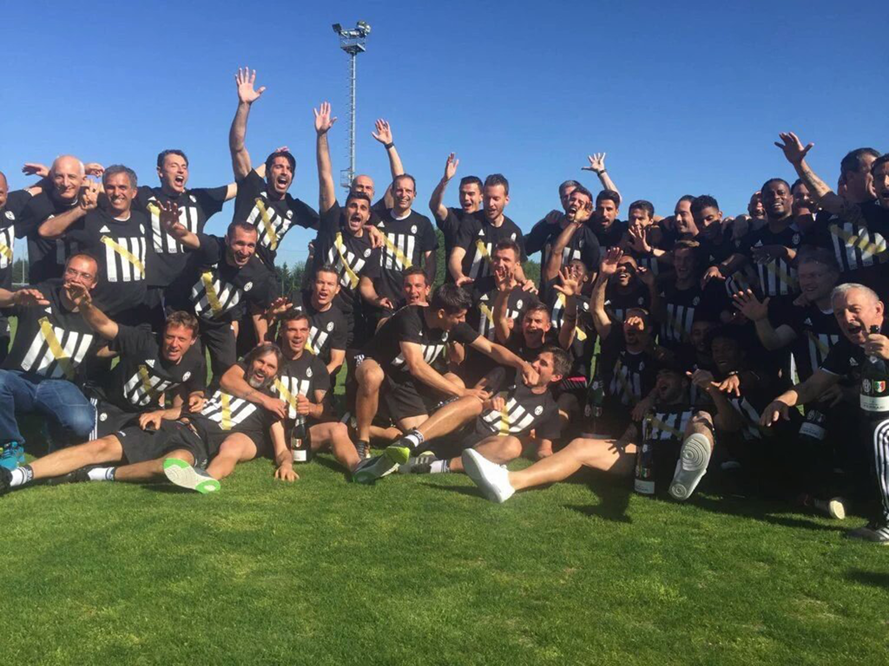 Napoli perde e Juventus é pentacampeã – sem jogar