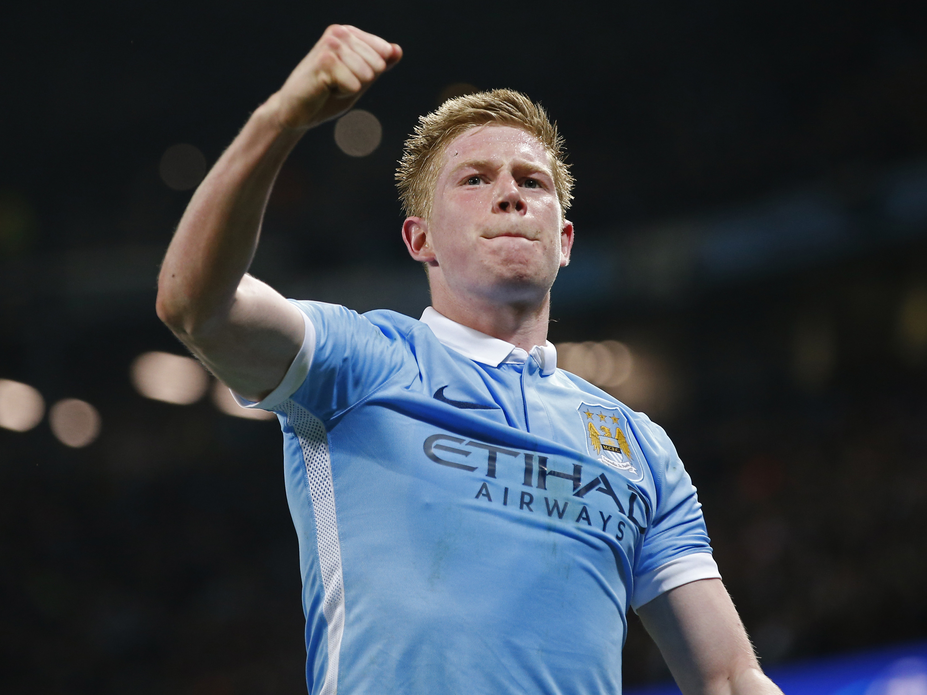 Kevin de Bruyne comemora o gol da classificação do Manchester City
