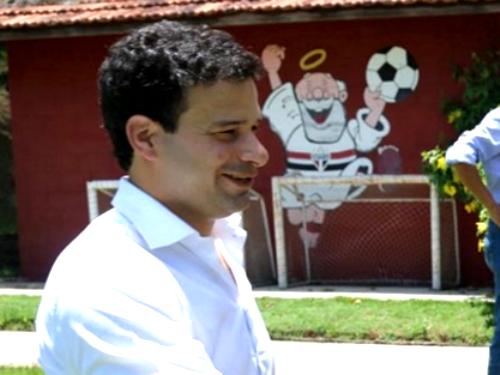 São Paulo investiga dirigentes por suspeita de conflito de interesses