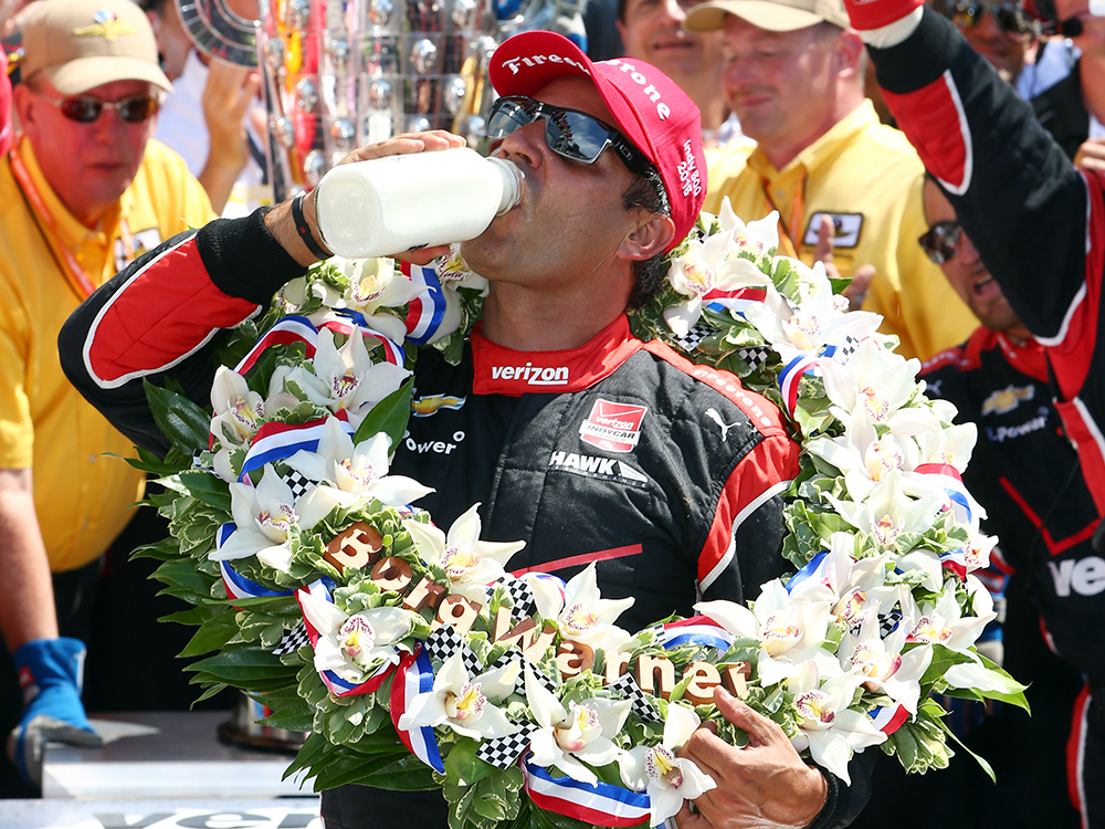 Após 15 anos, Montoya volta a vencer as 500 Milhas de Indianápolis; Castroneves é sétimo