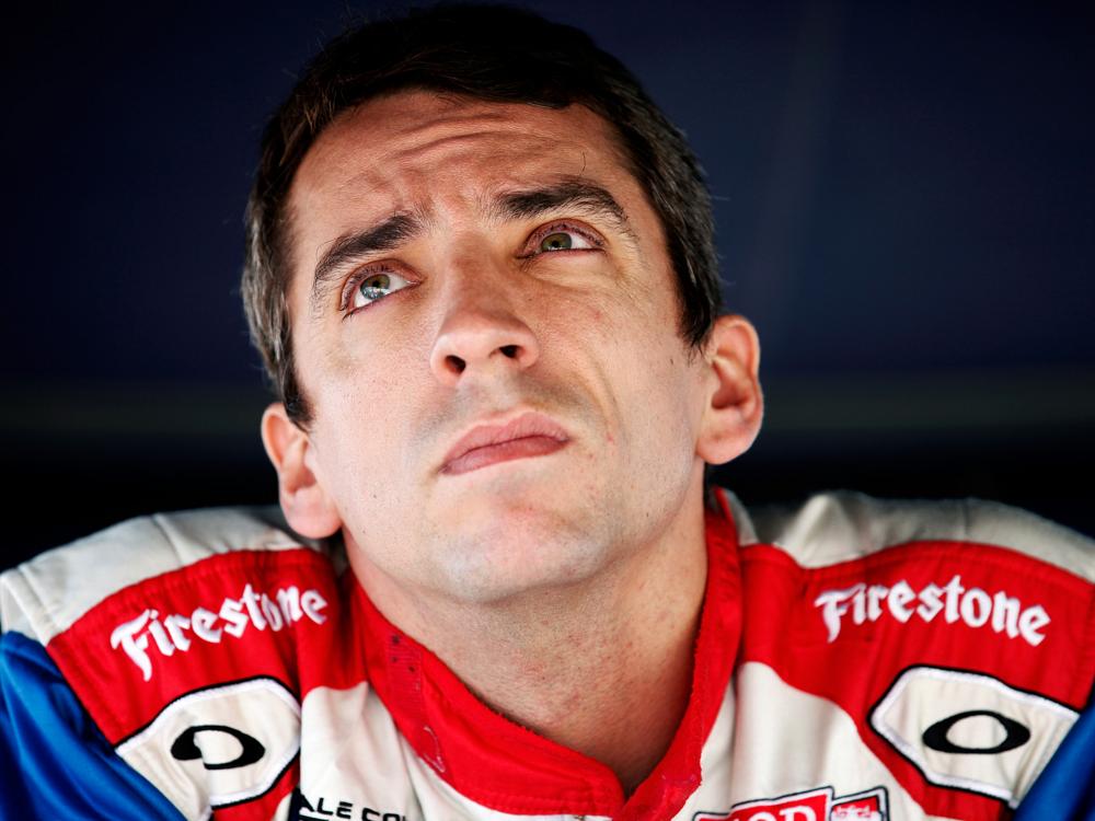 Piloto da Indy sofre acidente e está em coma