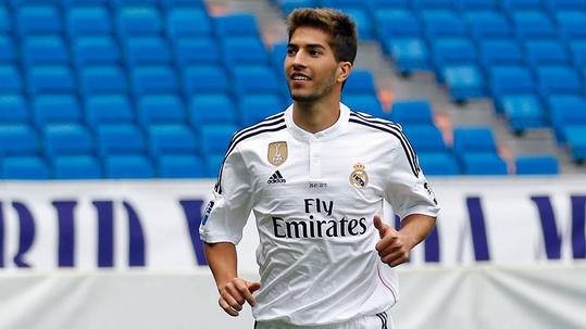 Lucas Silva chega ao Real e diz se inspirar em Kroos