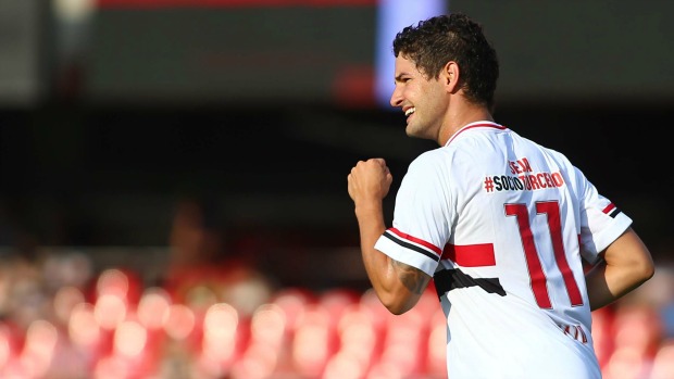 Pressionado, São Paulo encara Danubio no Morumbi